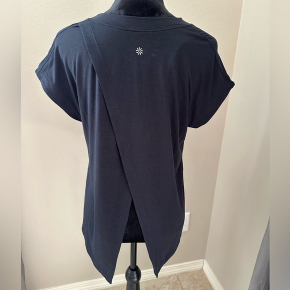 Athleta Black Shirt size S/P - Picture 2 of 2